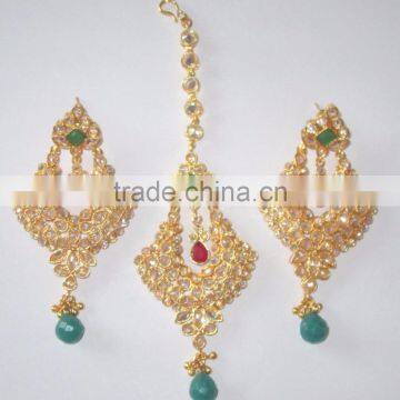 POLKI RED GREEN EARRING PAIR TIKA GOLD TONE hair accessory