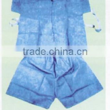 Disposable PP non-woven medical short-sleeved suits
