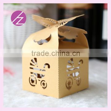 High quality baptism party souvenirs baby carriage pattern gift box for kids wedding box with unique flower open TH-207