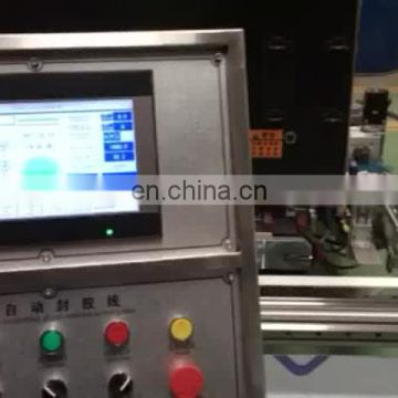 Double glass two component sealing robot