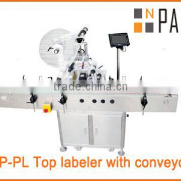 Pouch labeling machine