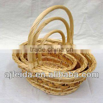 natural round wicker basket