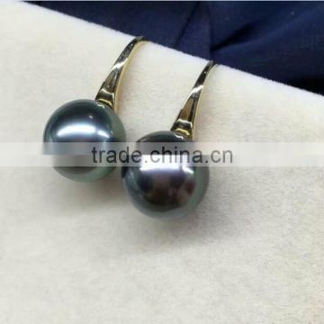 Tahitian pearl Earrings with 14K Golden Clasp