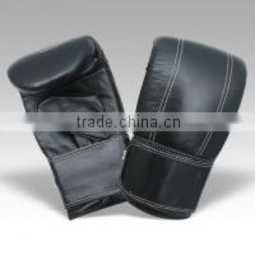 BOXING BAG MITTS understanding and selecting different materials