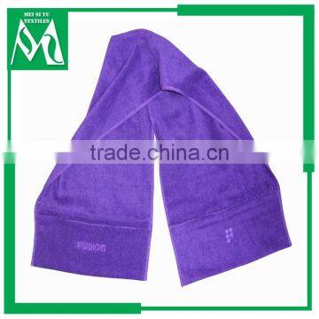 Microfiber sports towel embroidered triangle pocket