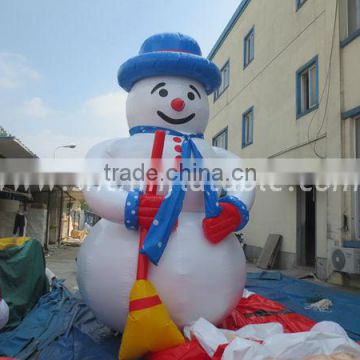 beautiful inflatable Christmas Snowman