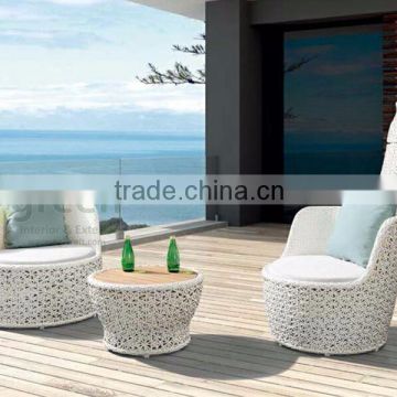 Evergreen Wicker Furniture - White rattan outdoor balcony set