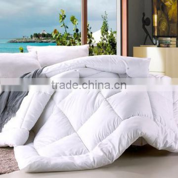 Wholesale warming white duck down comforter luxury home textile yangzhou wanda