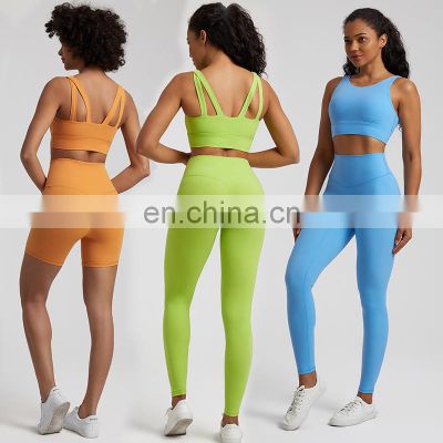Wholesale Custom Logo High Neck Shockproof Sports Bra High Waist V Back Peach Hip Shorts Leggings Yoga Fitness Outfit Suit Set