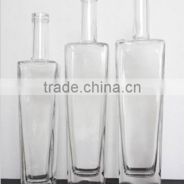 China Manufacturer square glass liquor bottles, empty glass liquor bottle