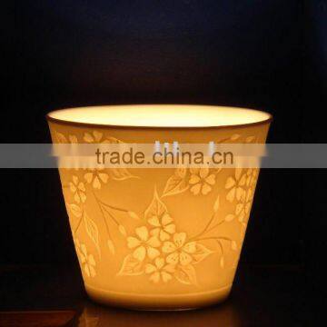 Porcelain flower candle holder -40213U