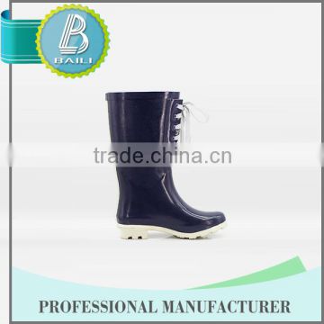 2016 Top quality Latest design cheap rain boots with lace