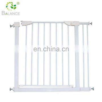 Adjustable baby safety gate child safety fence