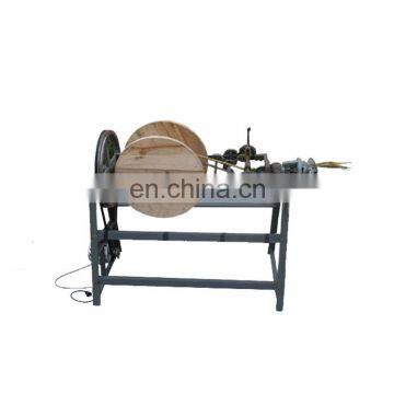 Portable wheat straw rope making / knitting / twisting machine