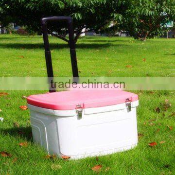 Rotomolded 24L Protable Cool Box with wheels