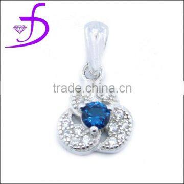 Wholesale 925 silver tiny flower pendant in silver