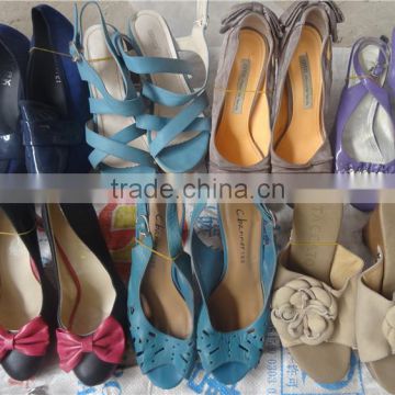 2015 fashion used ladies shoes bales in containers