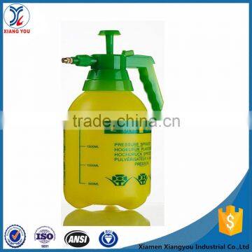 2lL plastic handheld pressure garden sprayer