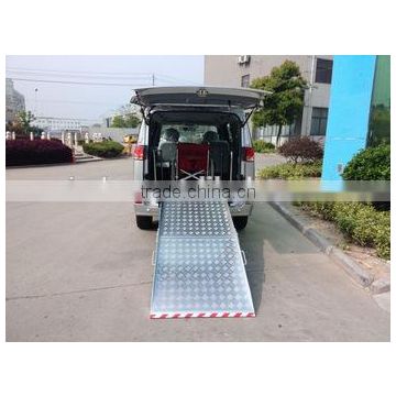 BMWR-201 Aluminum Manual Folding Car Motorcycle Wheelchair Ramp For Dongfeng van minivan