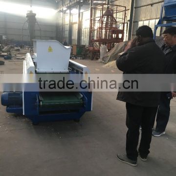Wood shaving machine--Customer checking before delivery