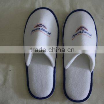 Hotel personalized high quality slipper with embroidery