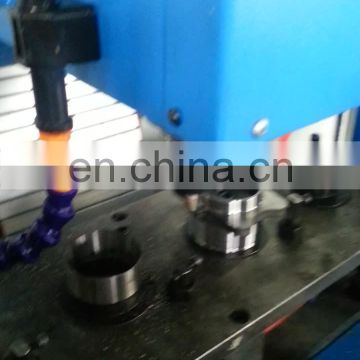 XK7125 mini CNC milling machine with tool changer