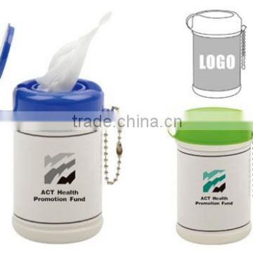 Pocket Can Wet Wipes with Keychain and 24 Sheets Wet Wipes Customized Logo Promotional