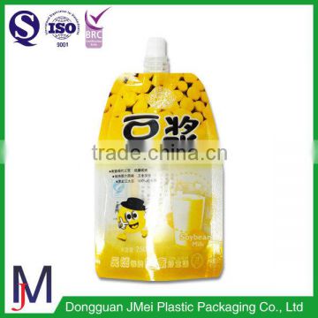 Factory China free sample food grade liquid pouch with straw/stand up pouch with corner spout