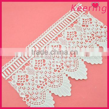 fashion cheapest white trim new arrival fabric wholesale from Keering