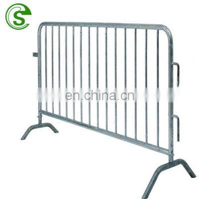 250cm x 110cm high road security barricade crowd control barrier fence for safety
