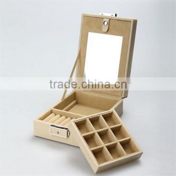 Large Luxury White Deluxe Leather Jewelry Case WIth mirror
