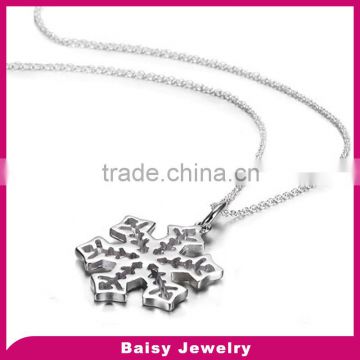 love style stainless steel Snowflake Pendant Necklace Fashion Jewelry For Women