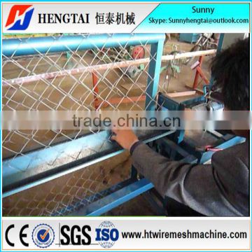 China Manufacture Semi-automatic Diamond Mesh Machine Price/Chain Link Fence Weaving Machine