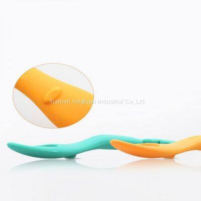 Baby silicone soft spoon, newborn eat complementary food bowl spoon