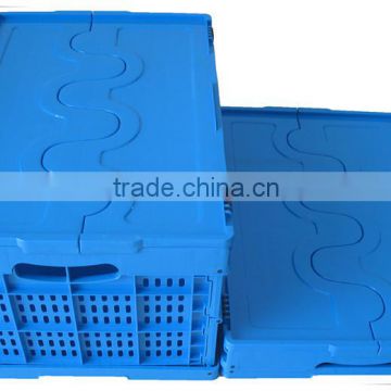Collapsible and ventilated food use plastic basket with lid
