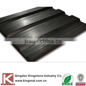Ribbed pattern rubber flooring for boats in rolls